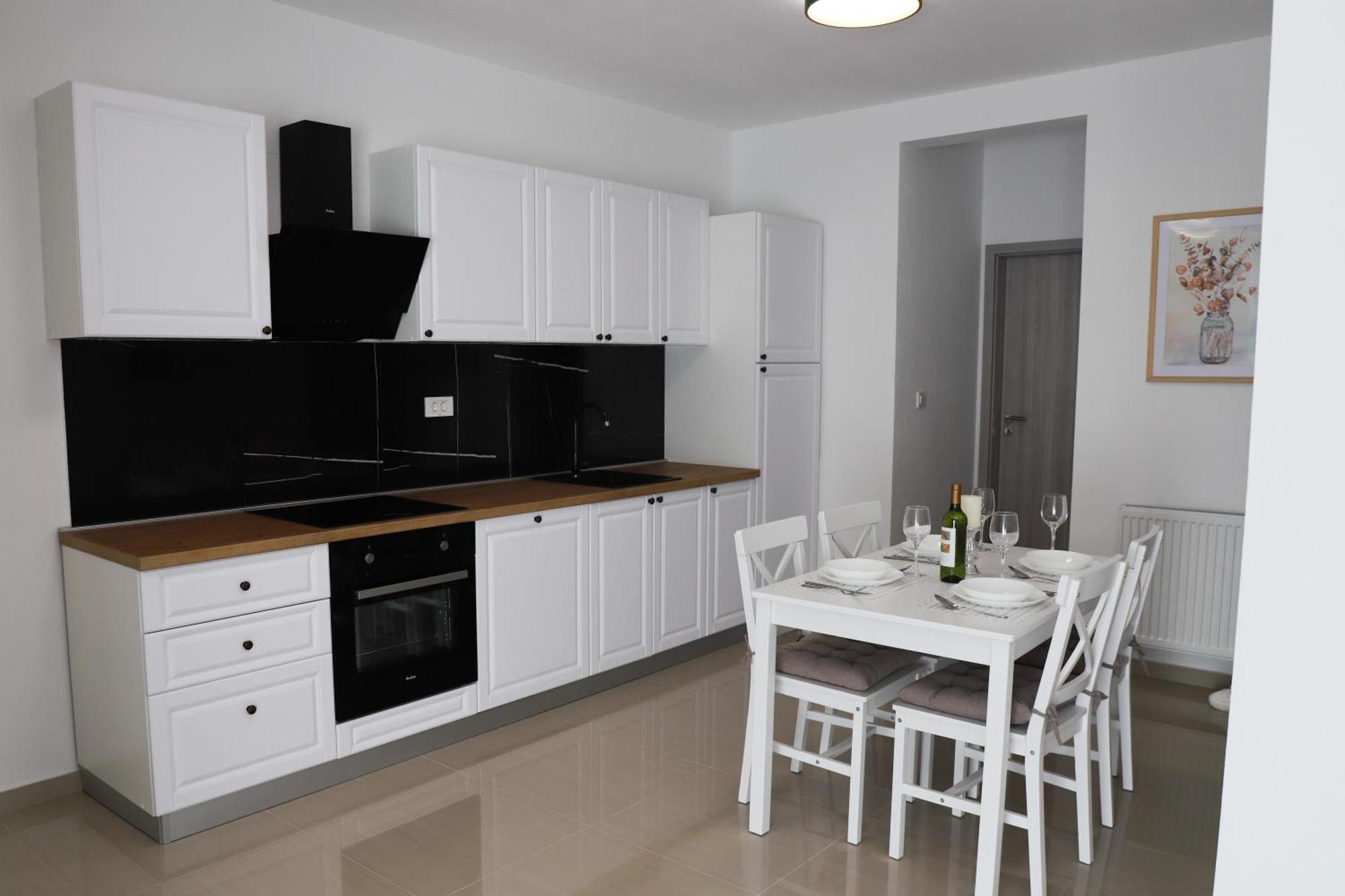 Ivano & Leo - Private Parking Appartement *